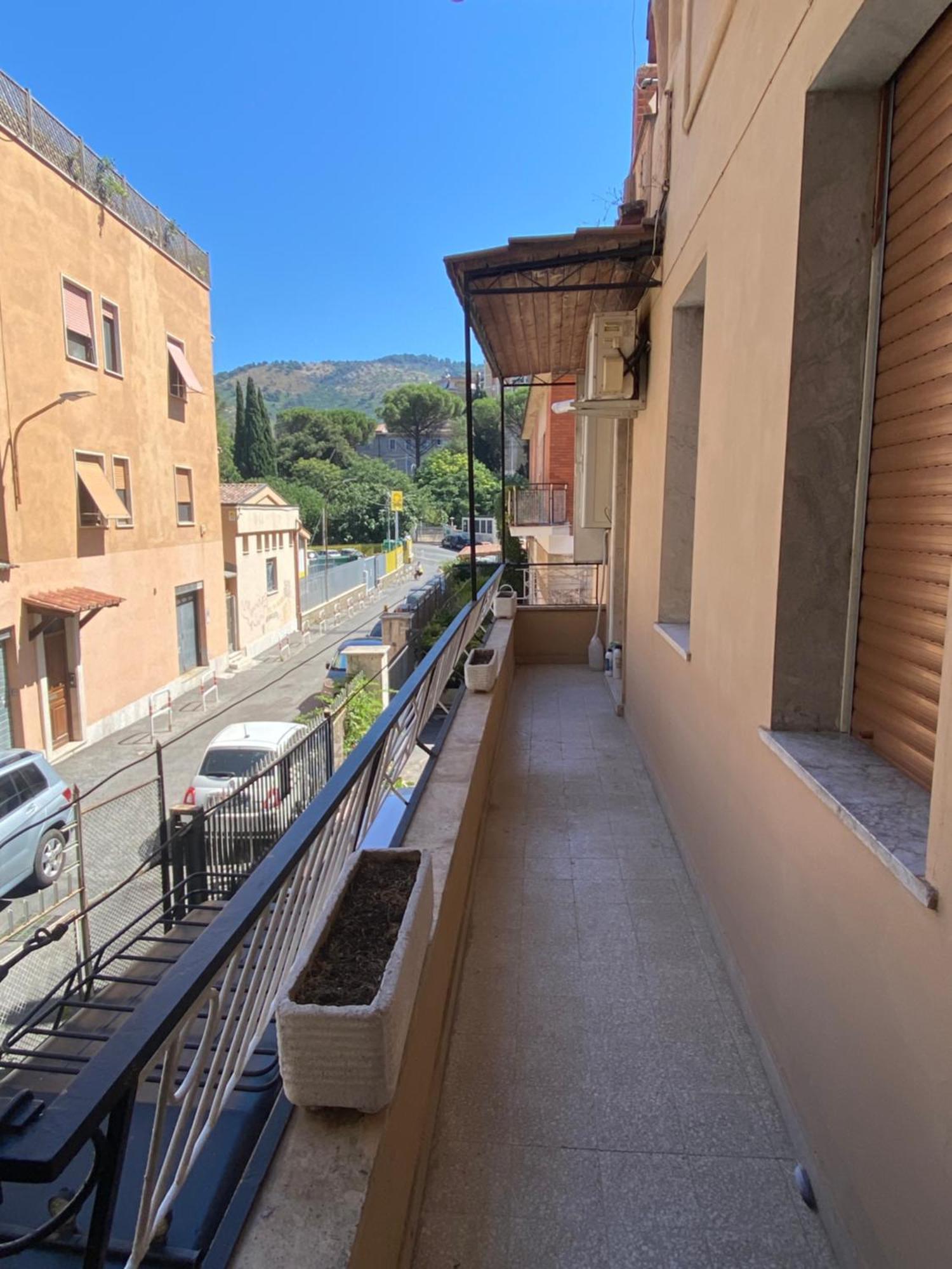 Appartamento In Centro 蒂沃利 外观 照片